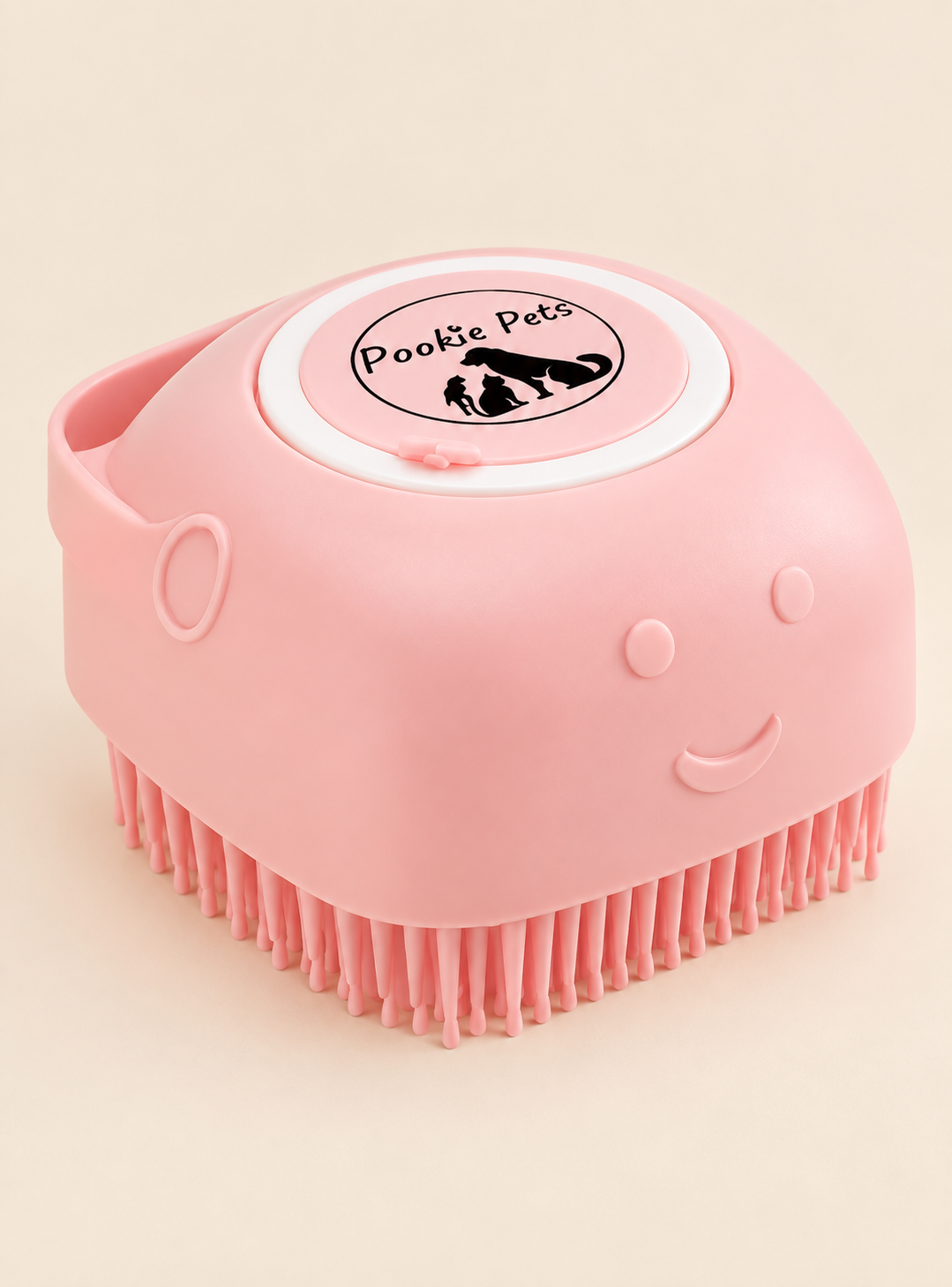 Brosse distributrice de shampoing